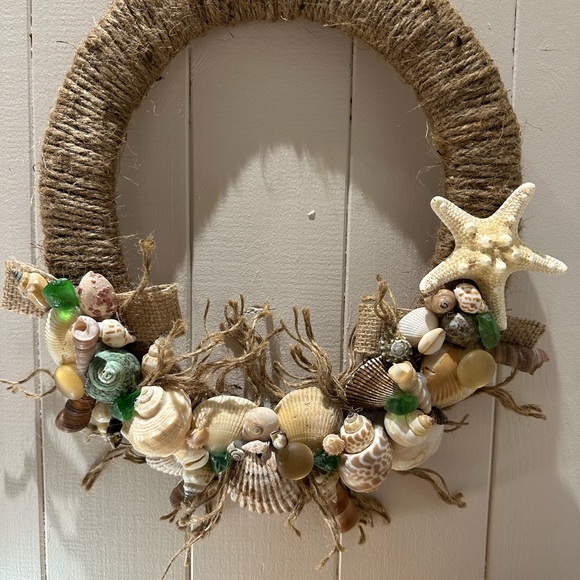 shell crown - Picture 2 of 2